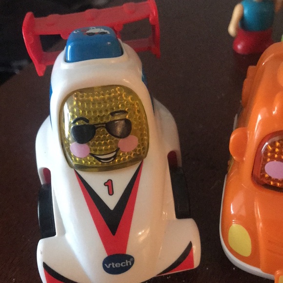 Awesome construction/car toy lot with little characters  too! - Picture 2 of 6
